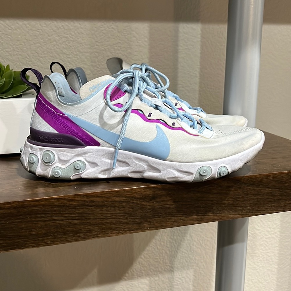 Nike React White/Blue/Purple  Size 8